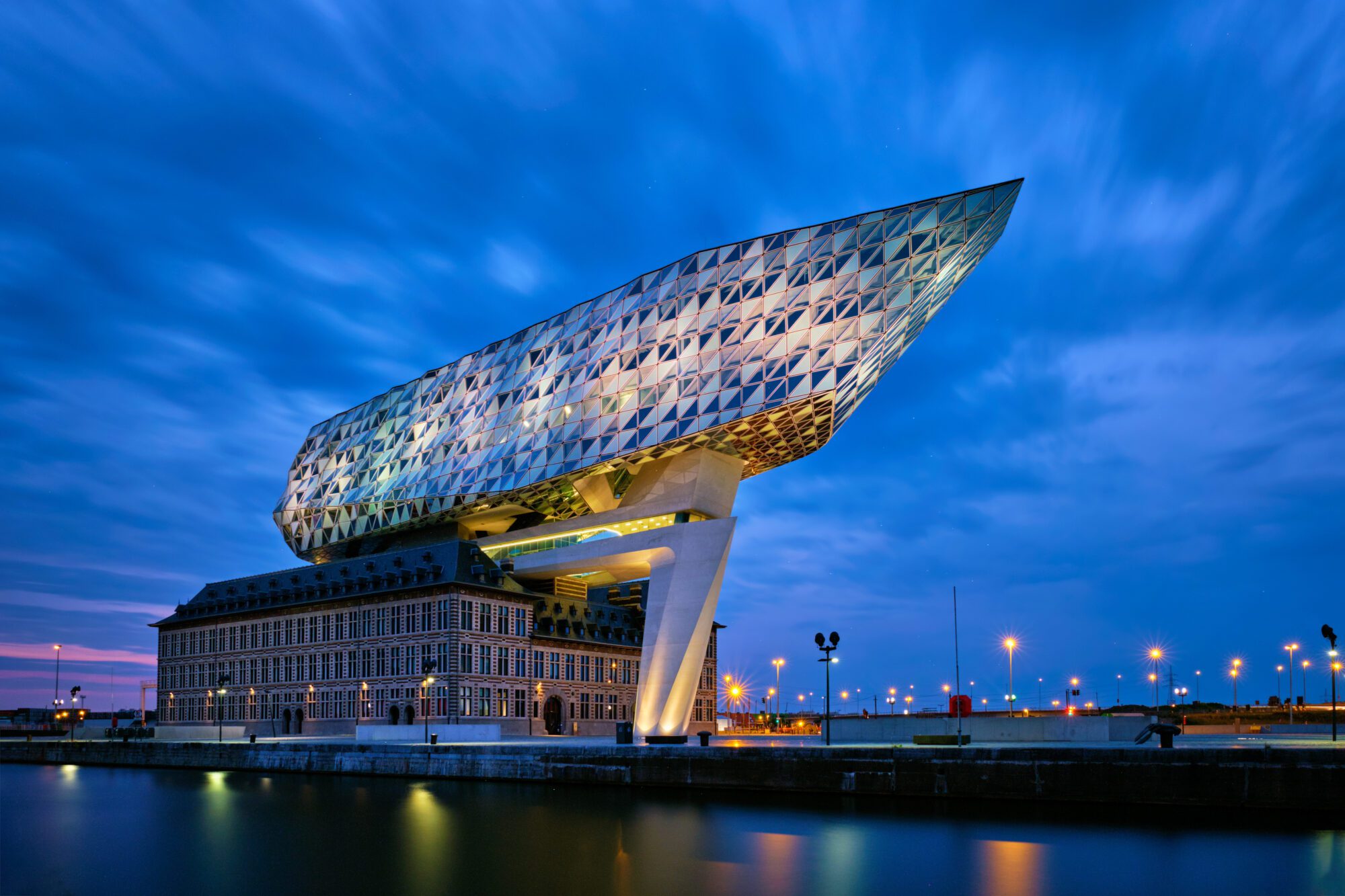 Budynek administracyjny portu w Antwerpii